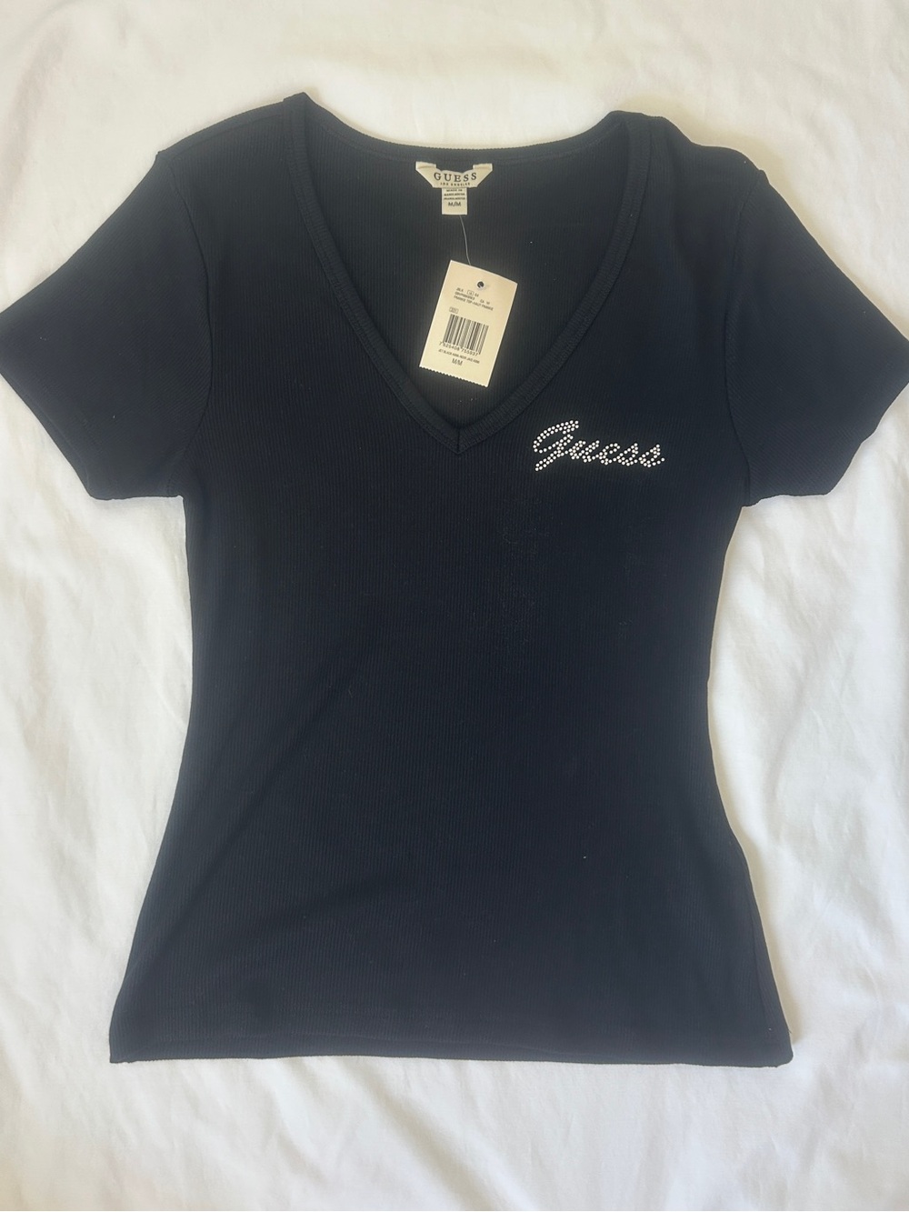 NWT GUESS Los Angeles Black Ribbed V-Neck Tee Rhinestone Logo Top / Size M